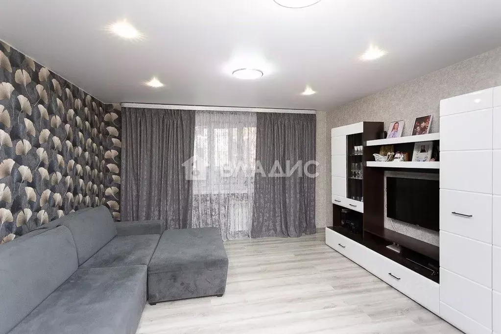 3-к кв. Владимирская область, Владимир ул. Левино Поле, 47 (75.7 м) - Фото 1