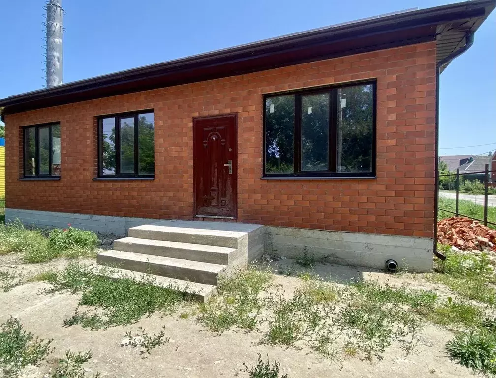 Дом в Краснодарский край, Темрюк ул. Калинина (100 м) - Фото 0
