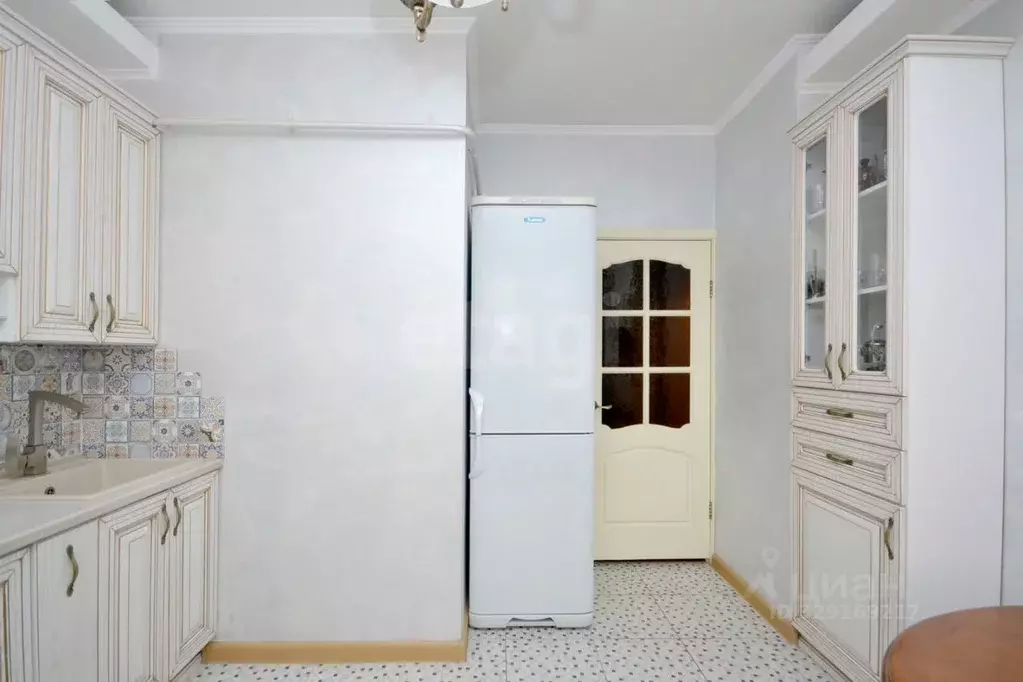 2-к кв. Саха (Якутия), Якутск ул. Короленко, 7 (55.1 м) - Фото 1