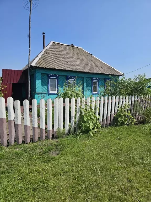 Дом в Ульяновская область, Майнское городское поселение, с. Березовка  ... - Фото 1