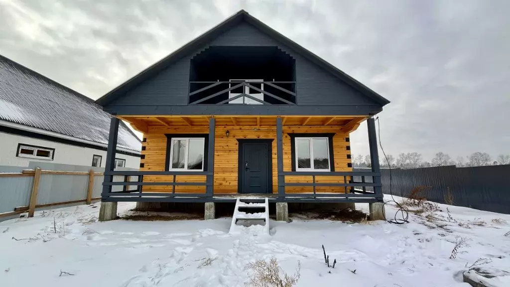 Дом в Иркутская область, Иркутский муниципальный округ, д. Карлук, ... - Фото 0