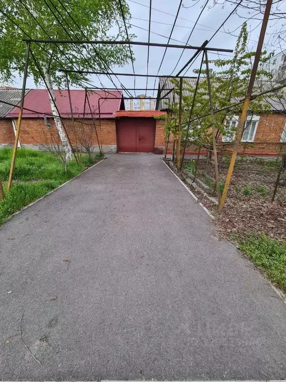 Дом в Северная Осетия, Владикавказ ул. Генерала Хетагурова (120 м) - Фото 1
