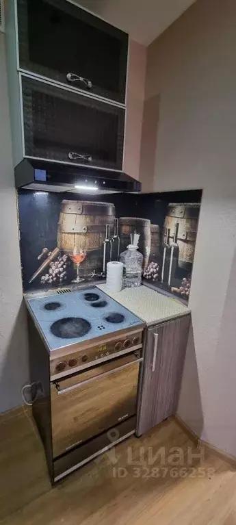 2-к кв. Приморский край, Владивосток 71-й мкр, ул. Ватутина, 4А (56.5 ... - Фото 2