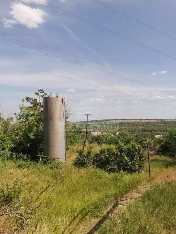 Участок в Волгоградская область, Дубовка Сосновая ул. (7.5 сот.) - Фото 0