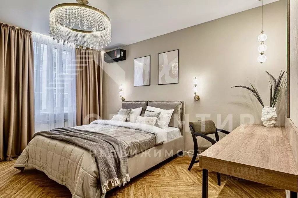 3-к кв. Свердловская область, Екатеринбург ул. Радищева, 33 (80.0 м) - Фото 0