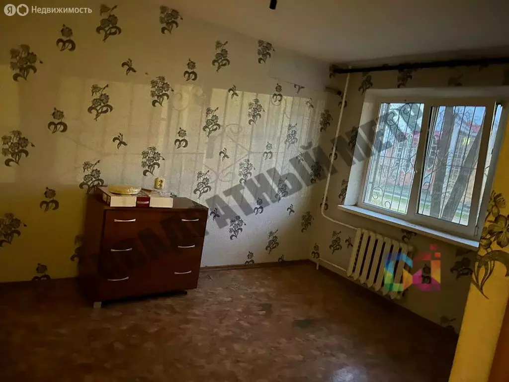 1-комнатная квартира: Элиста, 4-й микрорайон, 17 (32 м) - Фото 0