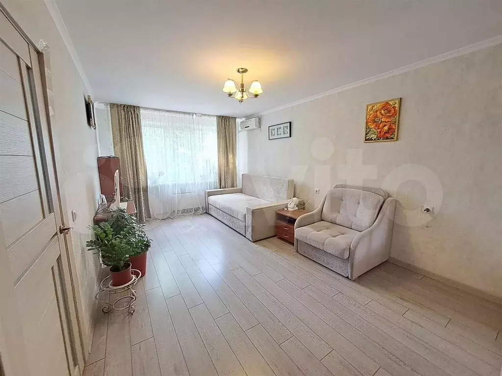 1-к. квартира, 40 м, 1/14 эт. - Фото 1