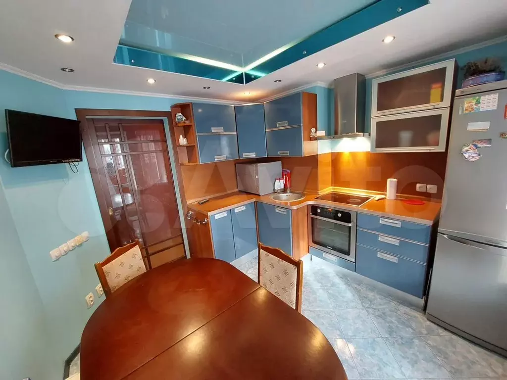 2-к. квартира, 60 м, 9/18 эт. - Фото 0