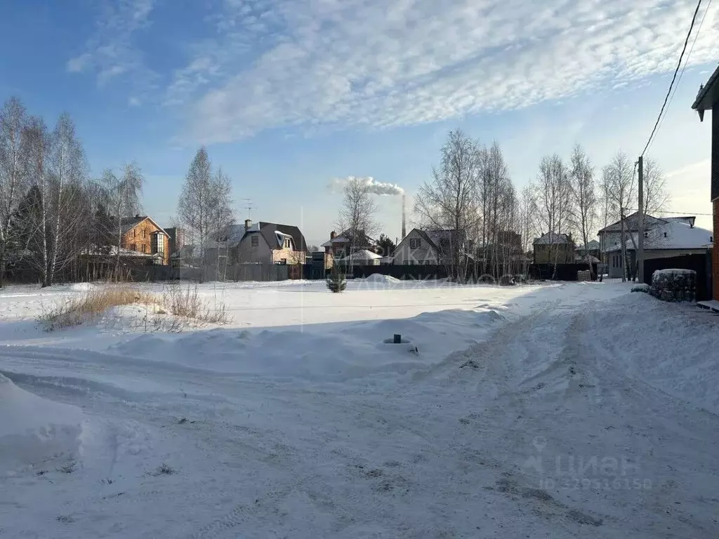 Участок в Тюменская область, Тюмень ул. Рождественская, 27 (9.0 сот.) - Фото 1