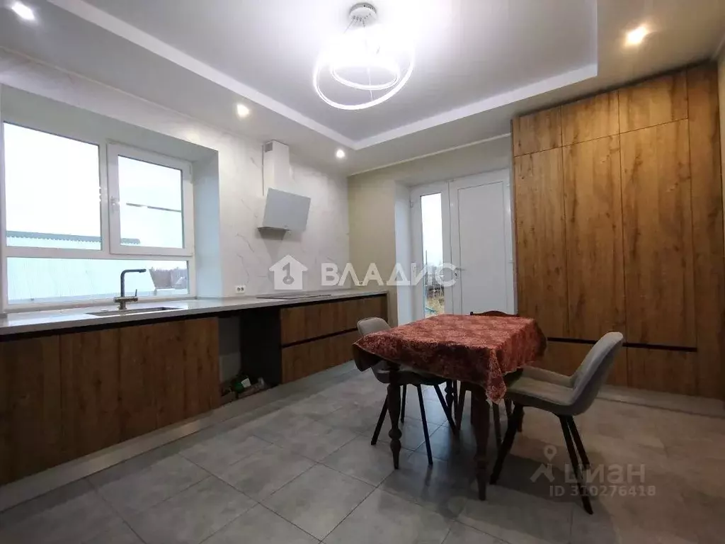 Дом в Ивановская область, Ивановский район, Беляницкое с/пос, д. ... - Фото 1