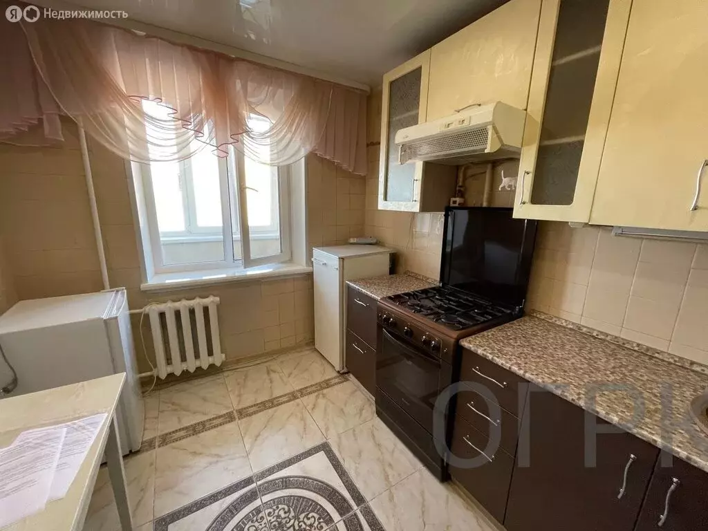 3-комнатная квартира: Уфа, улица Ахметова, 316 (64.4 м) - Фото 0