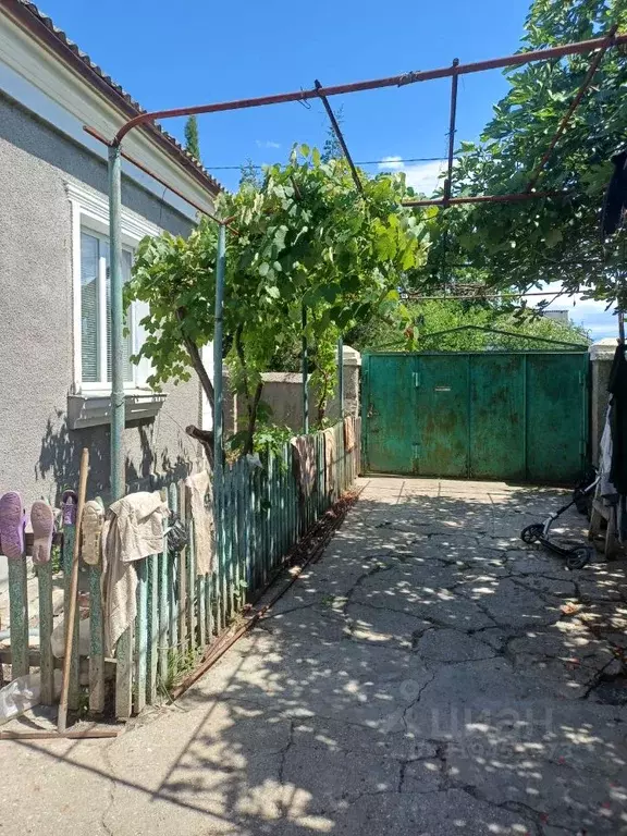 Дом в Крым, Керчь ул. Братьев Мальченко (55 м) - Фото 1