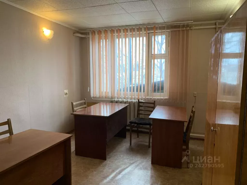 Офис в Севастополь ул. Карантинная, 23А (16 м) - Фото 2
