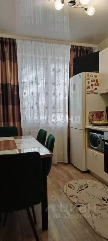 3-к кв. Новосибирская область, Новосибирск ул. Петухова, 146 (62.6 м) - Фото 2