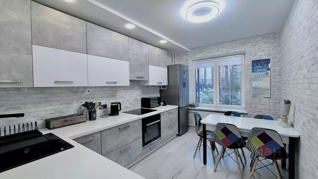 Квартира, 3 комнаты, 74.3 м - Фото 1