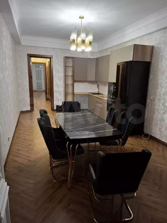 2-к. квартира, 95 м, 9/12 эт. - Фото 1