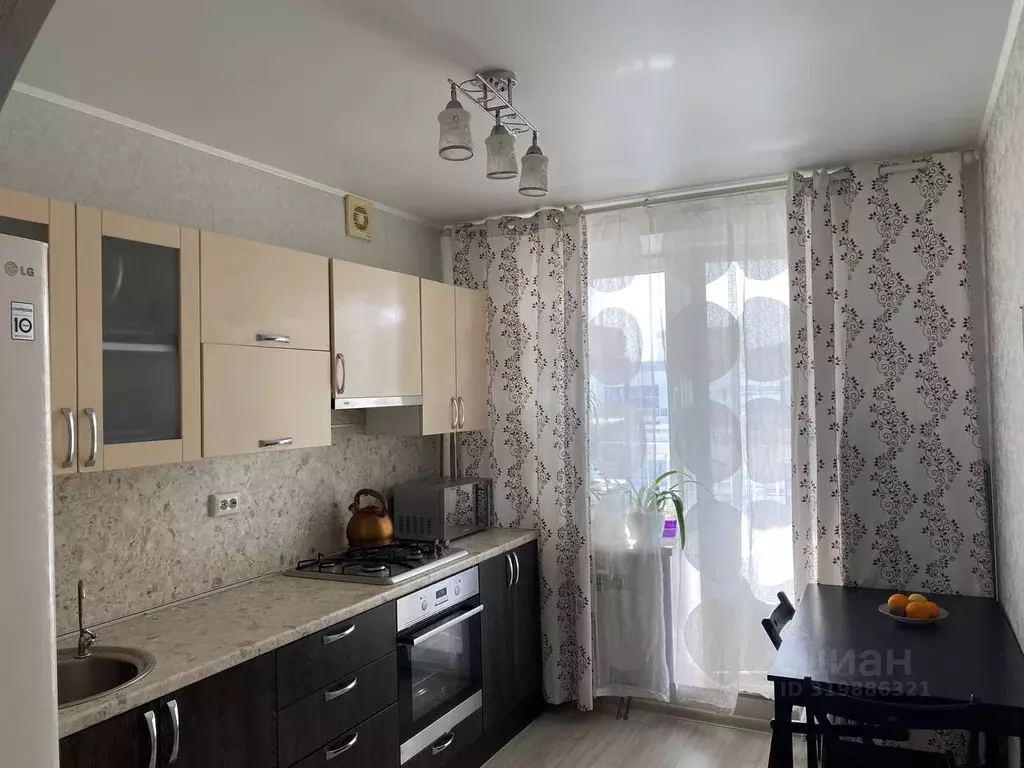 1-к кв. Татарстан, Казань ул. Салиха Батыева, 15 (38.0 м) - Фото 0
