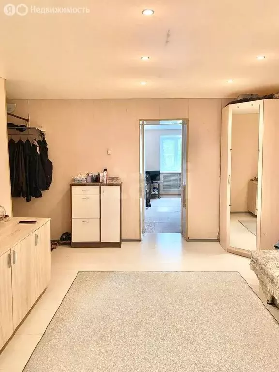 2-комнатная квартира: Тюмень, улица Республики, 169 (42 м) - Фото 0