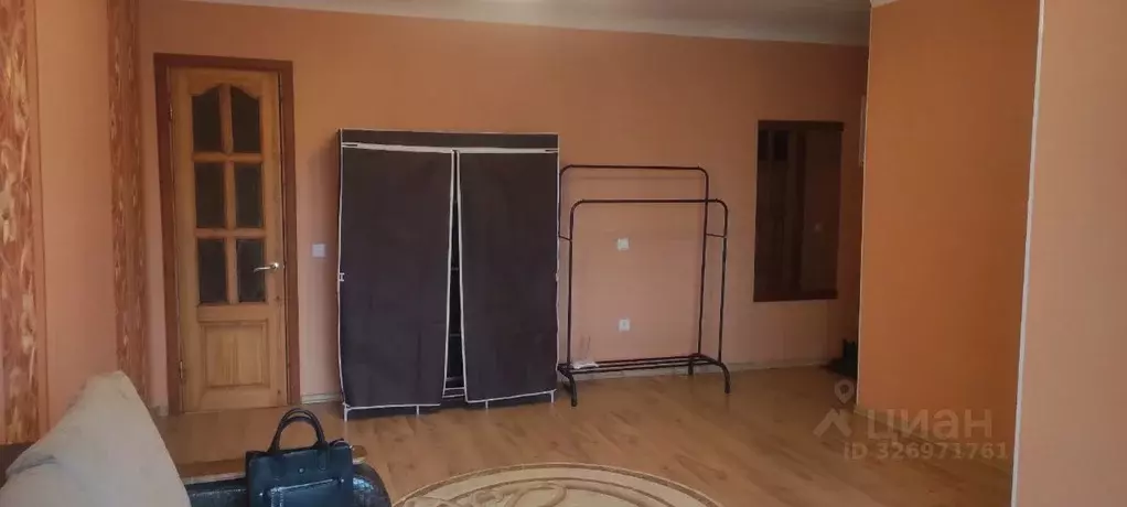 1-к кв. Псковская область, Великие Луки ул. Комсомольца Зверева, 27 ... - Фото 2