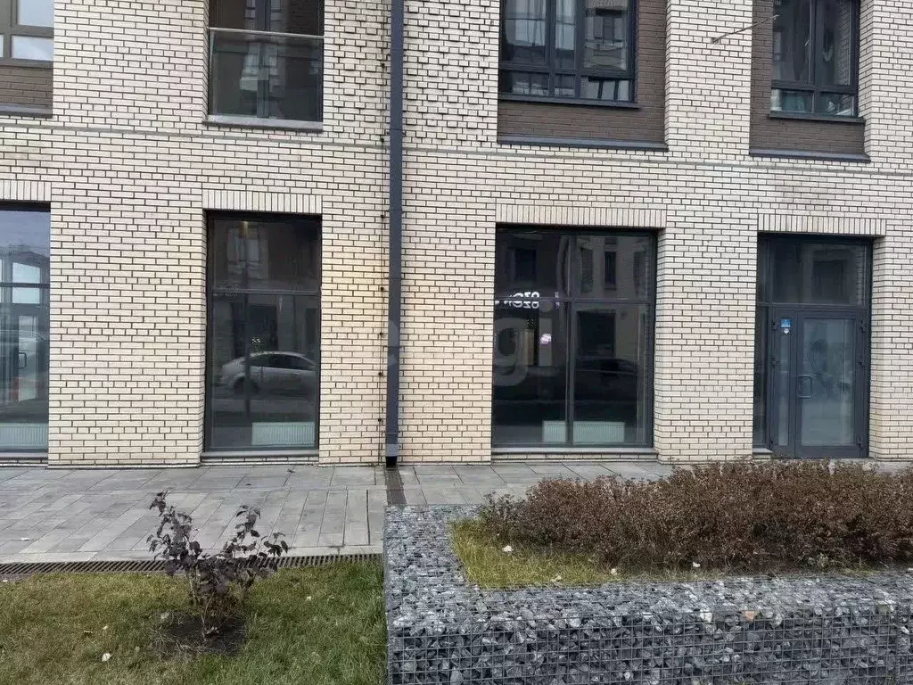 Помещение свободного назначения в Красноярский край, Красноярск ул. ... - Фото 0