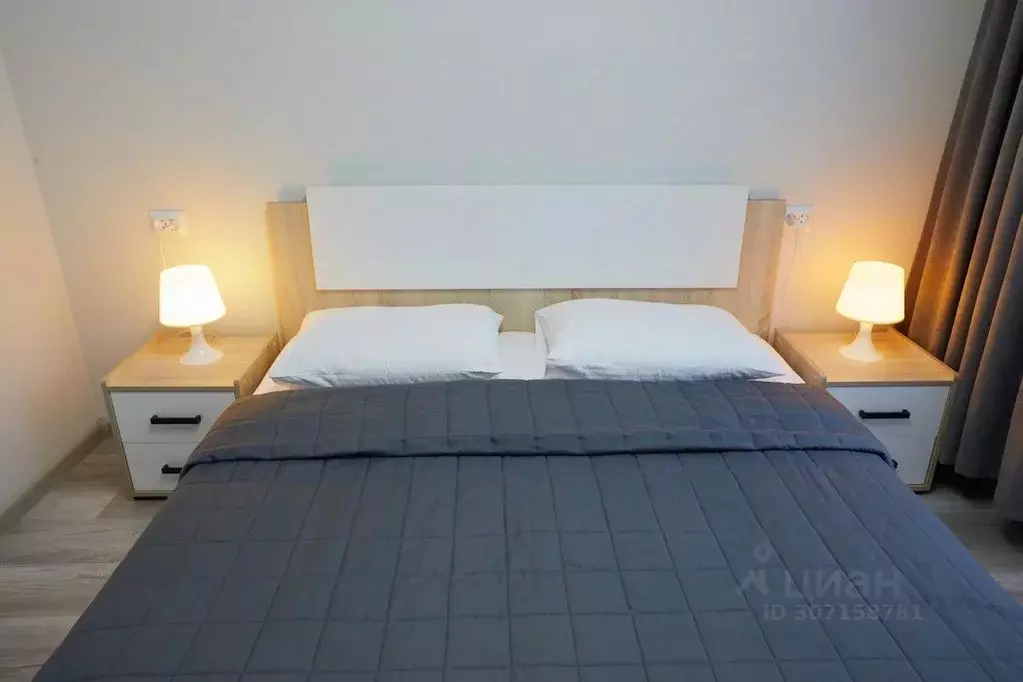 Комната Свердловская область, Екатеринбург ул. Вайнера, 13 (18.0 м) - Фото 1