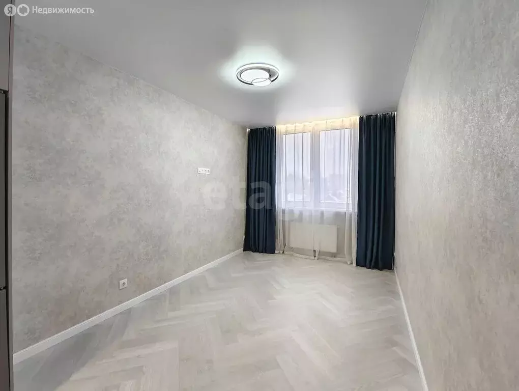 1-комнатная квартира: Тюмень, улица Менжинского, 60 (39.3 м) - Фото 1