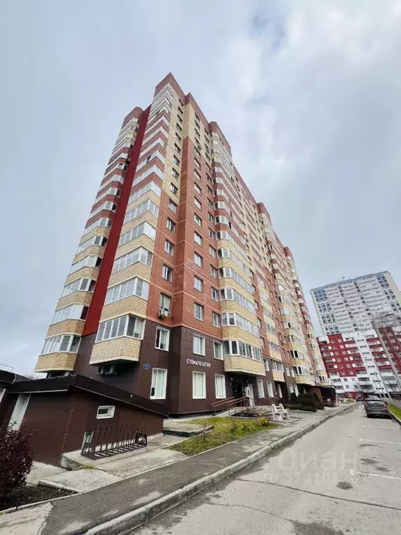 3-к кв. Пермский край, Пермь Светлогорская ул., 11 (82.7 м) - Фото 1