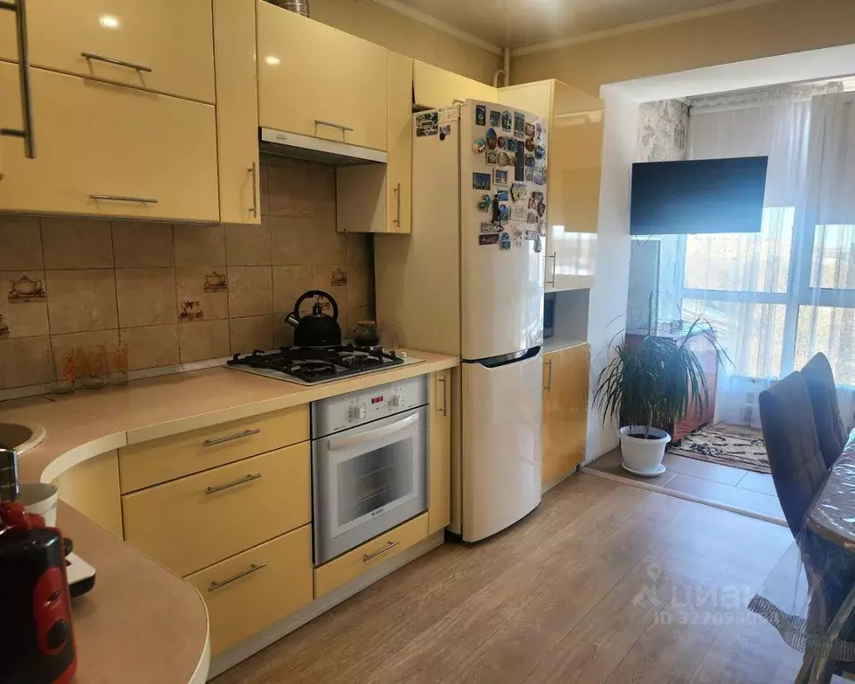 2-к кв. Саратовская область, Энгельс Полтавская ул., 8 (59.0 м) - Фото 2