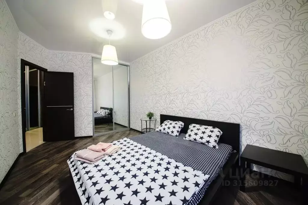 1-к кв. Саратовская область, Саратов Вольский пер., 15к2 (65.0 м) - Фото 0