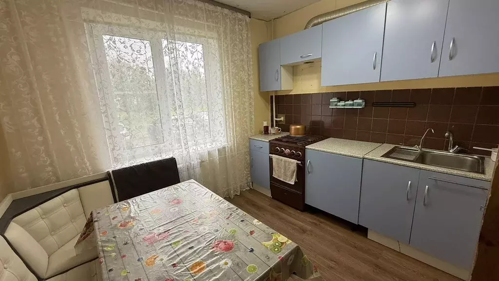 2-к кв. Ленинградская область, Выборг ул. Школьная, 6 (54.0 м) - Фото 1