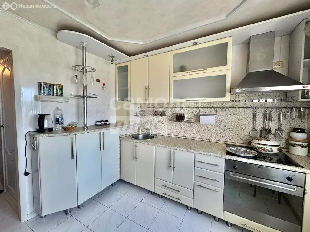3-комнатная квартира: Нальчик, проспект Ленина, 17 (95 м) - Фото 0