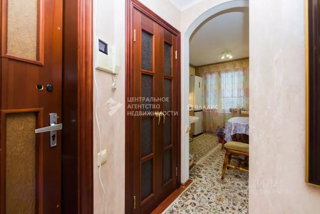 3-к кв. Рязанская область, Рязань ул. Есенина, 110 (64.1 м) - Фото 1