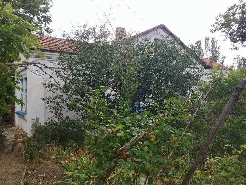 Дом в Крым, Феодосия муниципальный округ, с. Солнечное ул. Титова, 2 ... - Фото 1