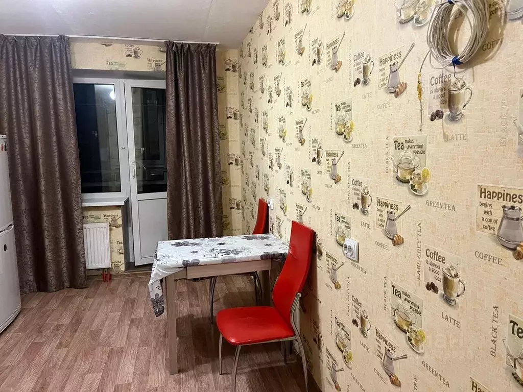 2-к кв. Вологодская область, Череповец ул. Раахе, 66 (58.0 м) - Фото 2