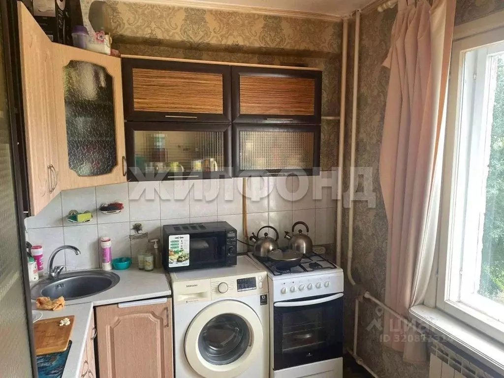 4-к кв. Алтайский край, Барнаул ул. Георгия Исакова, 244 (10.0 м) - Фото 1