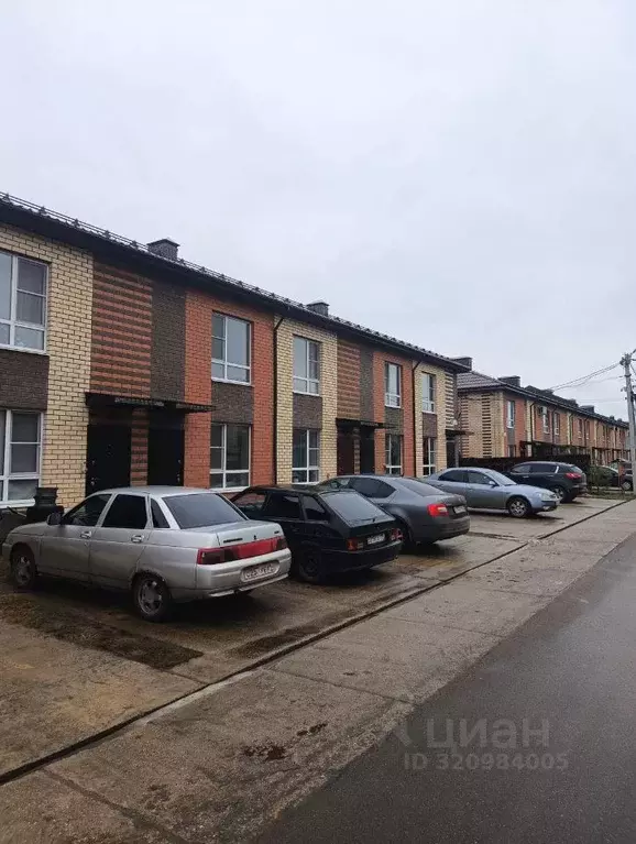 Таунхаус в Тверская область, Калининский муниципальный округ, д. ... - Фото 1