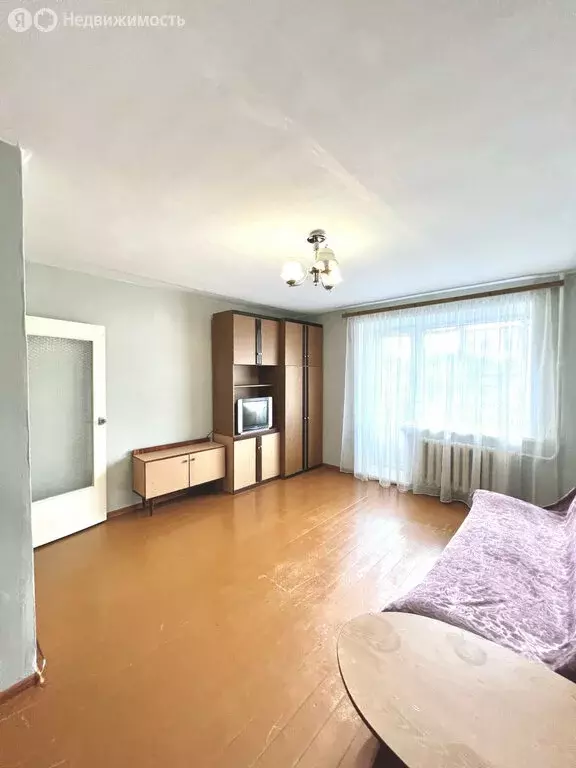1-комнатная квартира: Киров, улица Добролюбова, 10 (35 м) - Фото 0