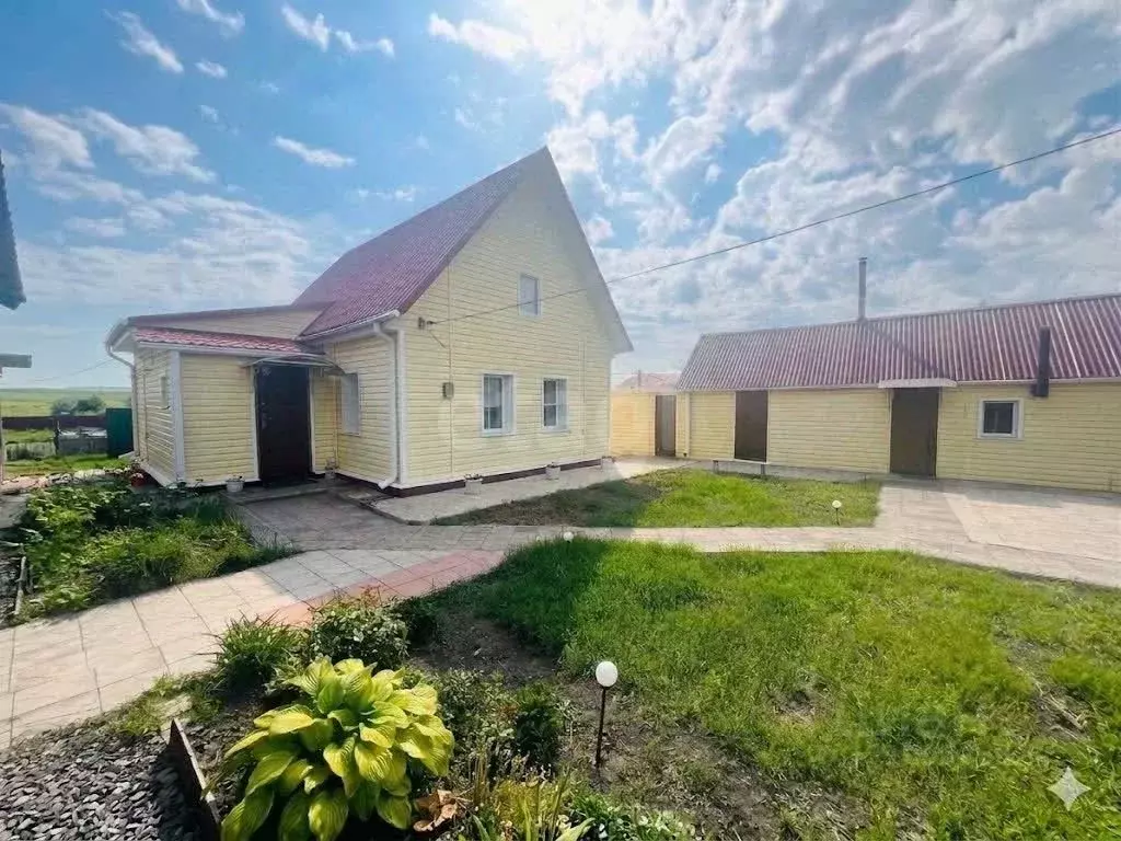 Дом в Белгородская область, Губкинский городской округ, с. Мелавое ул. ... - Фото 1