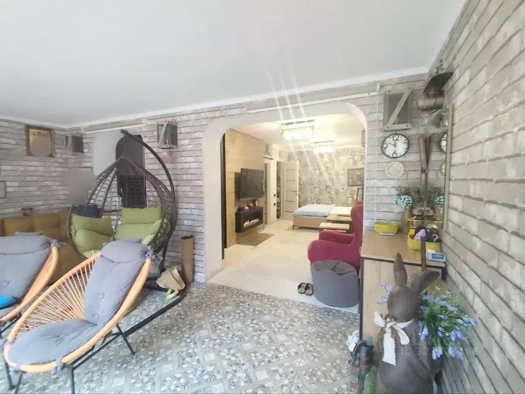 2-к кв. Крым, Алушта муниципальный округ, Партенит пгт ш. Фрунзенское, ... - Фото 2