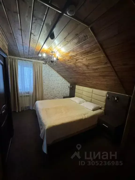 Комната Кабардино-Балкария, Эльбрусский район, с. Терскол ул. Азау, 16 - Фото 1