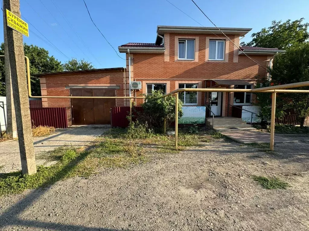 Дом в Ростовская область, Багаевская ст-ца ул. Фрунзе, 116 (170 м) - Фото 2