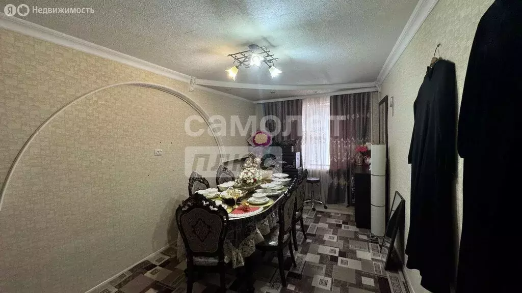 3-комнатная квартира: Грозный, улица М. Н. Нурбагандова, 16 (69 м) - Фото 2