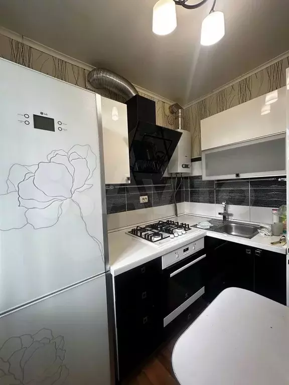 2-к. квартира, 46 м, 4/5 эт. - Фото 1