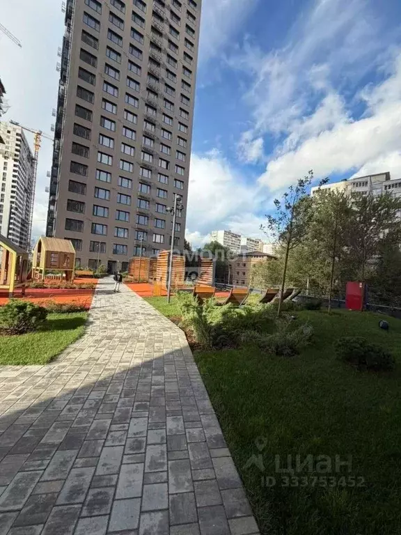 3-к кв. Московская область, Реутов Комсомольская ул., 3к1 (65.76 м) - Фото 1