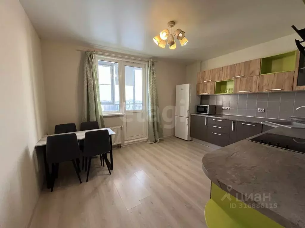 2-к кв. Санкт-Петербург Парашютная ул., 38к2 (60.3 м) - Фото 0