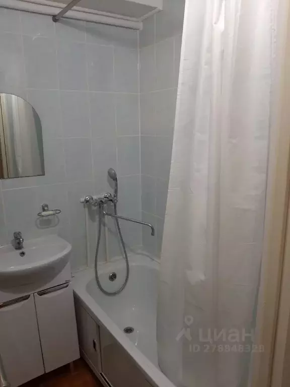 1-к кв. Волгоградская область, Волгоград ул. 7-й Гвардейской, 21 (33.0 ... - Фото 1