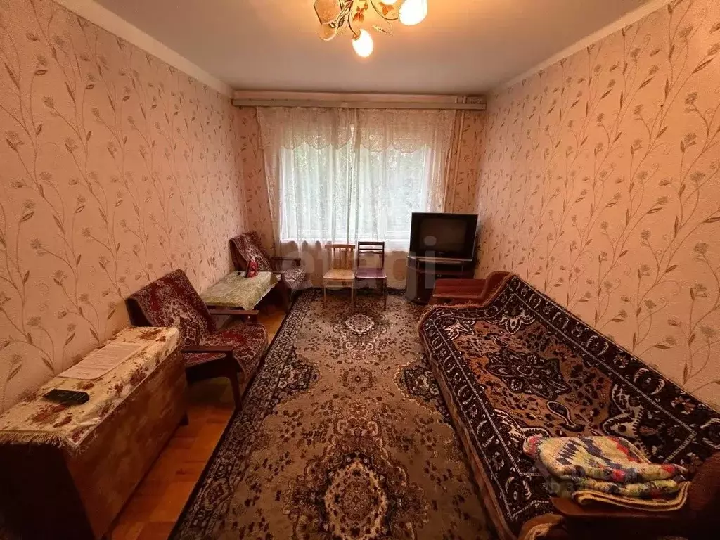 Комната Удмуртия, Ижевск ул. Имени Барышникова, 73 (11.2 м) - Фото 1