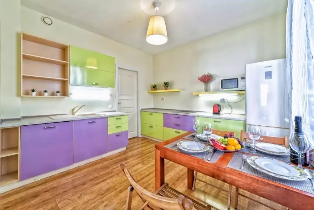 2-к кв. Татарстан, Казань ул. Сибгата Хакима, 60 (80.0 м) - Фото 1