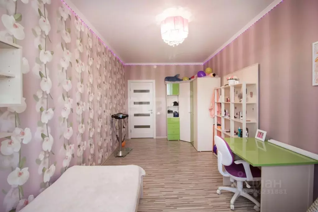 2-к кв. Калужская область, Калуга ул. Георгия Димитрова, 22 (66.6 м) - Фото 1