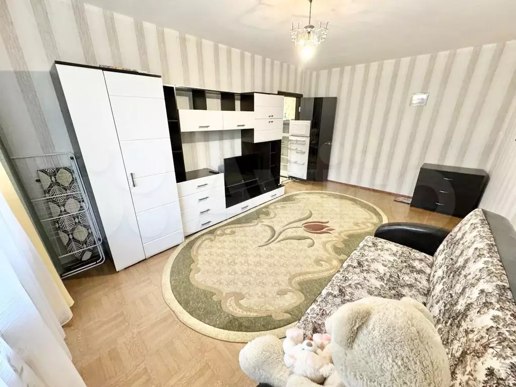 1-к. квартира, 40 м, 2/10 эт. - Фото 0